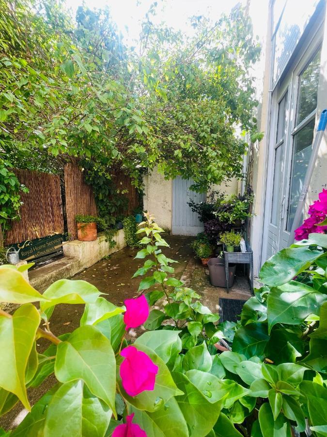 La Petite Maison Dans La Croix Rousse Lyon Buitenkant foto